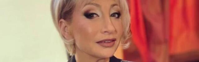 "PRITISNUO ME UZ VRATA I POČEO DA ME...": Imala 9 godina kad ju je SILOVAO POZNATI GLUMAC! Detalji su skandalozni