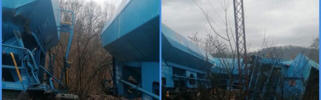 Dok testiramo jedan voz 200km/h, drugi ispadaju iz šina (FOTO)