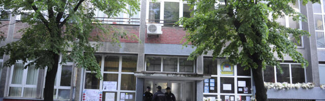 Roditelji ubijene dece iz “Ribnikara” tužili ubicu i njegove roditelje