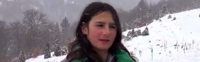 "DO ŠKOLE PUTUJEM 25 KILOMETARA, NE BOJIM SE NI VUKOVA, NI MEDVEDA KOJE VIĐAM": Desanka sa Golije je prava heroina Srbije (VIDEO)