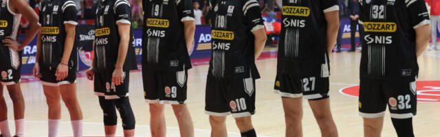 NEOČEKIVANO! Aleksa promenio klub! (FOTO)
