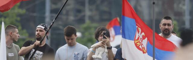 "Mentalni bolesnici se roje oko Hrama": Blokader najstrašnije uvredio vernike SPC (FOTO)