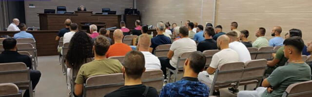 U PRIŠTINI PROČELO SASLUŠANJE 36 SRBA KOJI SU PRIVEDENI NA GAZIMESTANU: Terete ih za narušavanje javnog reda i mira, te i "podsticanja mržnje"!