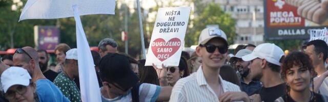 Aktivistkinja Greta Tunberg na protestu u Beogradu (VIDEO)