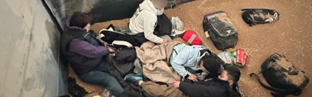 NISU PREŠLI GRANICU Migranti u tovaru pšenice