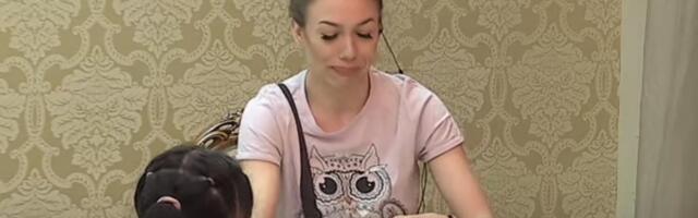 POZNATOM PEVAČU UMALO UNIŠTILA BRAK, A SAD RAZMENJUJE NEŽNOSTI S PENZIONEROM (70)! Isplivao njihov intimni snimak, sve su šokirale njegove reči... (VIDEO)