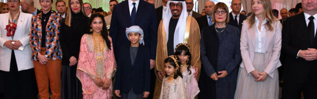 Вучић: Најсрдачније честитке шеику Бин Заједу поводом Дана УАЕ