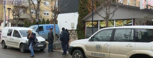 "JOŠ JEDAN POTEZ PROTIV SRPSKE ZAJEDNICE" Bista Bogdana Radenkovića uklonjena iz Zvečana posle dve decenije?!