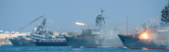 LOV NA &quot;CRVENI OKTOBAR&quot;: Britanska mornarica danima pratila rusku podmornicu u Lamanšu! &quot;Bili smo spremni da reagujemo da su zaronili&quot; (FOTO)