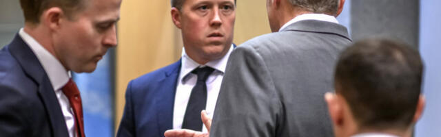 KLJUČA U VRHU AMERIČKE VOJSKE Šef Pentagona je IZBACIO ovog čoveka iz pregovora o Ukrajini, evo zašto