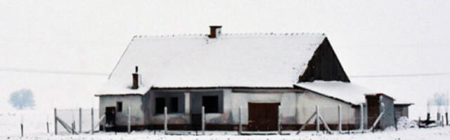 Облачно, понегде уз провејавање слабог снега