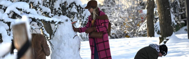 Сутра ледени дан – сунчано, ветровито и хладно