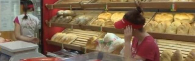 LAŽNI BEZBEDNJAK PRETIO PEKARU PLASTIČNIM PIŠTOLJEM! Pojeo burek i nije hteo da plati, BIO MRTAV PIJAN