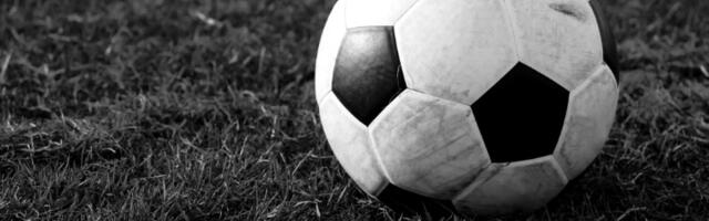 Tužna vest za fudbal: Preminula legenda Bundeslige (VIDEO)