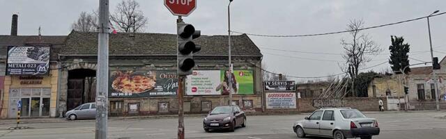 VIDEO: Danima ne rade semafori na jednoj od najprometnijih raskrsnica u gradu