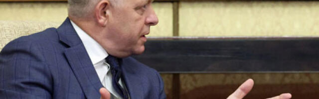 Фицов ултиматум Зеленском: Без руске нафте - нема струје из Словачке