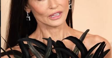 Šik izdanje zanosne crnke oduševilo je mnoge