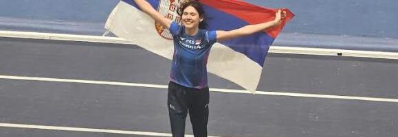 "IMALA SAM 2,01 U NOGAMA..." Ovo su prve reči Angeline Topić nakon velikog uspeha na Svetskom prvenstvu: Sezona iz snova!