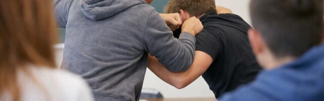 Drama u školskom hodniku: Maloljetnik napao vršnjaka u Bijelom Polju