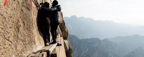 Drvena staza na ovoj planini ledi krv u žilama: Turisti su opčinjeni njom, da li biste smeli da se upustite u ovu avanturu?