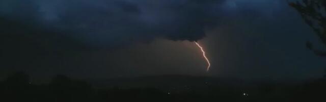 RHMZ izdao hitno upozorenje: Ove delove Srbije pogodiće snažno nevreme
