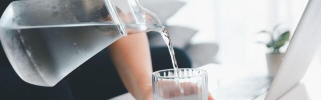 Koliko vode zaista treba da pijete svakog dana? Nutricionisti konačno rešili večitu dilemu