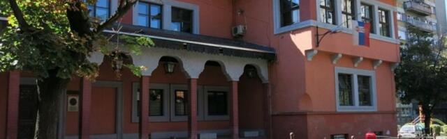 PRETNJE UČENIKA PRIJVLJENE POLICIJI! Ministarstvo hitno uputilo prosvetnu inspekciju u OŠ "Dimitrije Davidović" u Smederevu nakon što je OSMOGODIŠNJAK rekao da će doneti nož i IZBOSTI decu!