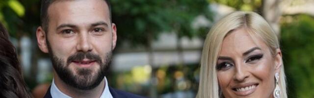 Potpisala razvod pa se vratila kod njegovih kući! Goga imala jasnu poruku za bivšeg