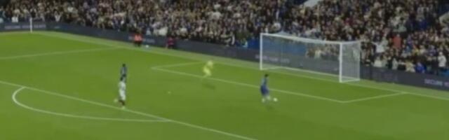 Napadač Čelsija se obrukao: Kako ovo nije gol?! (VIDEO)