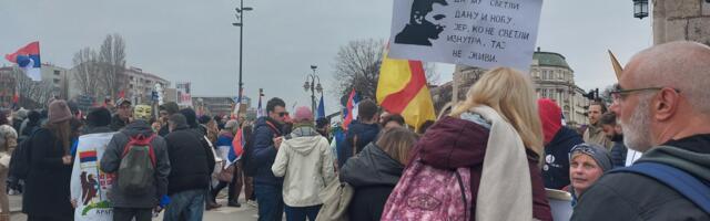 Doček studenata sa juga koji se vraćaju iz Niša u nedelju u 16 sati