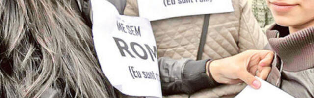 Суд наложио десничарској странци Чега да уклони постере против Рома