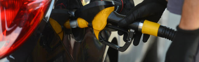 ŠOK ZA VOZAČE! Slovačka diže cenu dizela za strance – preko 2 evra po litru!