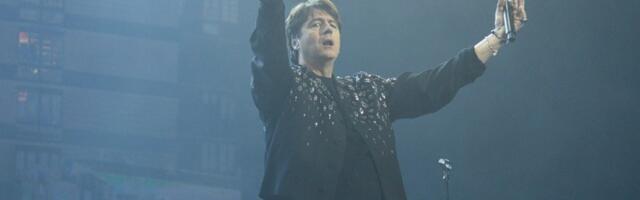 Boris Novković se vratio na scenu: Jubilej u znaku emocija i omaža ocu Đorđe Novković u Sava centru