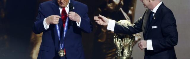 Donald Tramp potvrdio da je zatražio od Infantina da preispita odluku o crvenom kartonu, a čelnik FIFA se oglasio saopštenjem