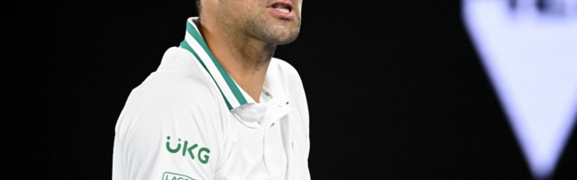 Novak je rešio da "ukrade" taktiku od Federera!
