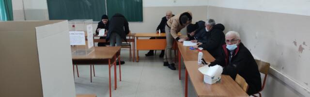 U Pazaru i Tutinu preko 90 odsto “da”, u Sjenici i dalje broje