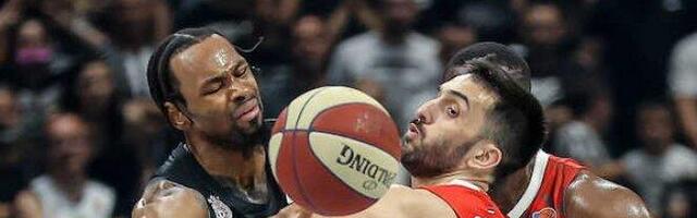 PARTIZAN DUPLIRA PREDNOST ILI ZVEZDA UZVRAĆA UDARAC? "Večiti" u punoj Areni, finale plej-ofa drugi čin!