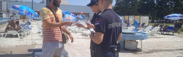 Policija na javnim kupalištima brine o bezbednosti građana