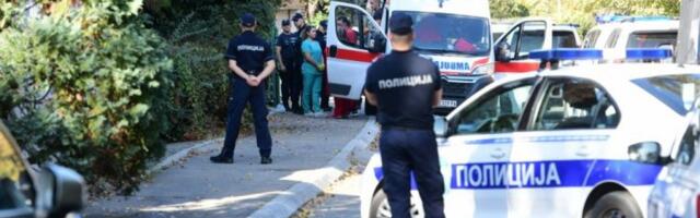 PRVE SLIKE SA MESTA GDE JE MUŠKARAC RANIO SINA I SUPRUGU: Napadač već ranije bio incidentan! (FOTO)