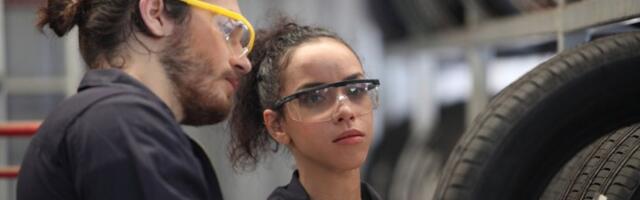 Zanatlije u vrhu, programeri ispali sa liste: Evo koji su najtraženiji poslovi u Srbiji