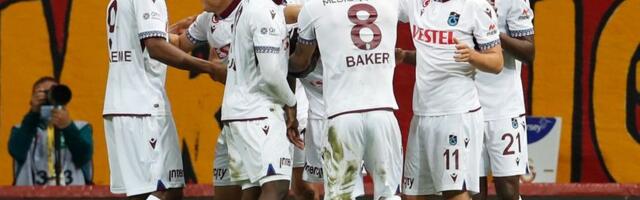 Oluja sa Crnog mora nosi sve pred sobom: Trabzon slavio usred Istanbula i pobegao Bešiktašu na plus 10 (VIDEO)