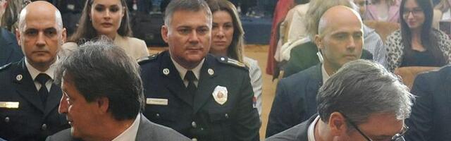 KUVA U SNS Sukob Vučića i Gašića