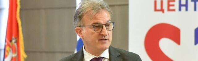 "Vučićeva brutalna kontrola medija trenutno ima ulogu kupovine vremena"