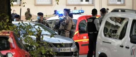 Oslobođen osumnjičeni za napad na sveštenika u Lyonu