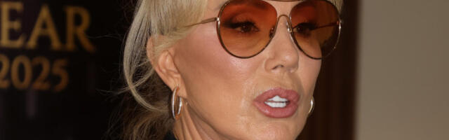 HITNO ZAUSTAVLJEN NASTUP LEPE BRENE, PUBLIKA KRENULA DA VRIŠTI! Pevačica se "zavozala" na sceni, šok-scena završila na internetu! (VIDEO)