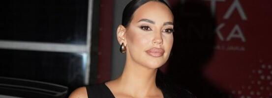 Napolju zima, a ona gori - Kaća Grujić u pripijenom trikou diže tegove (VIDEO)