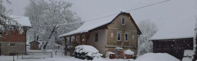 Snježne padavine izazvale nestanak struje u više opština na sjeverozapadu BiH