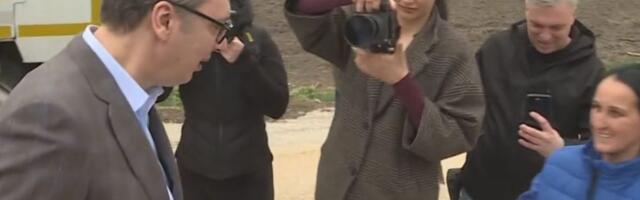 Vučić pozvao građane koji sutra izlaze na birališta da ne zaborave na pomeranje časovnika