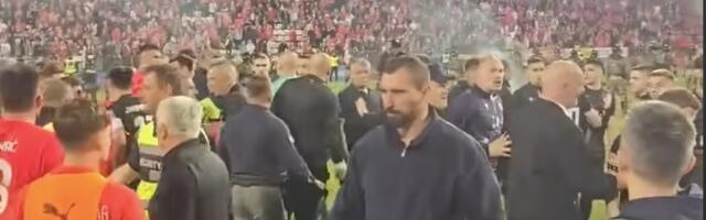 Haos u BiH na finalu Kupa: Igrači u klinču, Hrvat provocira - Koliko puta petokraka mora biti poražena? (VIDEO)