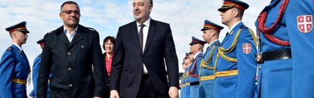 Krivokapić stigao u Srbiju, dočekao ga Nedimović